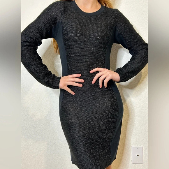 BCBGeneration Black/comb long sleeve sweater knit dress size M - Picture 1 of 12